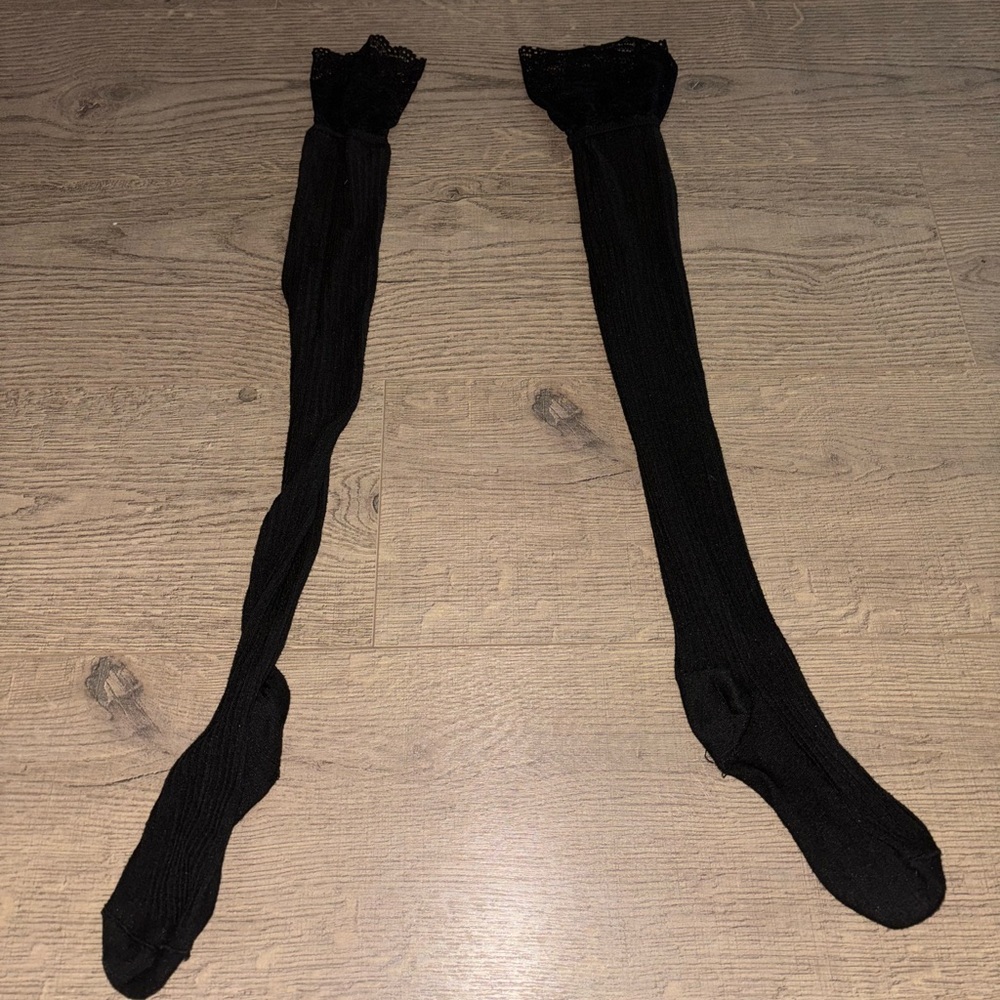 Lace knee high socks​